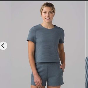 Lululemon Shaped Short Sleeve Top 6 Gray Stripe